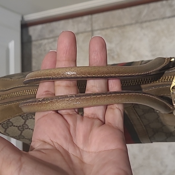 GUCCI SHERRY LINE VINTAGE HANDBAG WITH STRAP - Picture 10 of 16